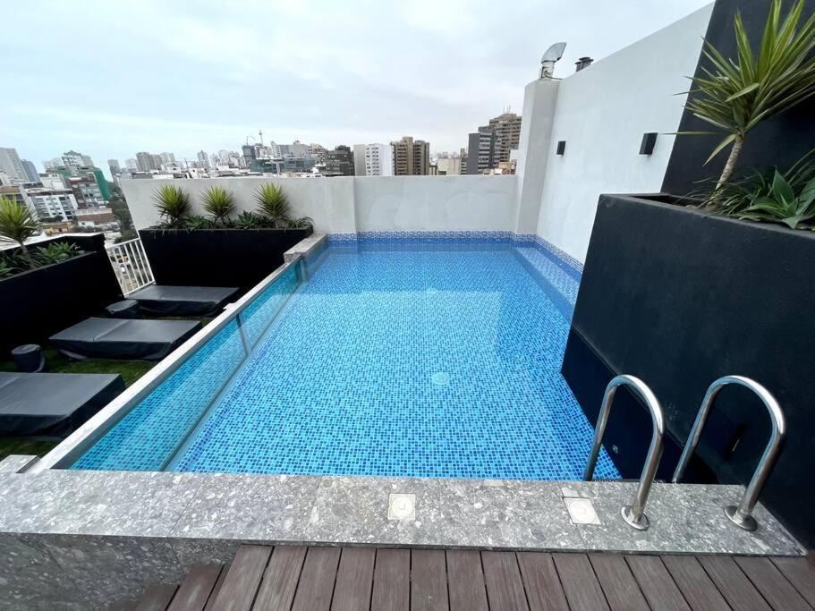 Luxury Apartment In Miraflores With Rooftop Pool 리마 외부 사진